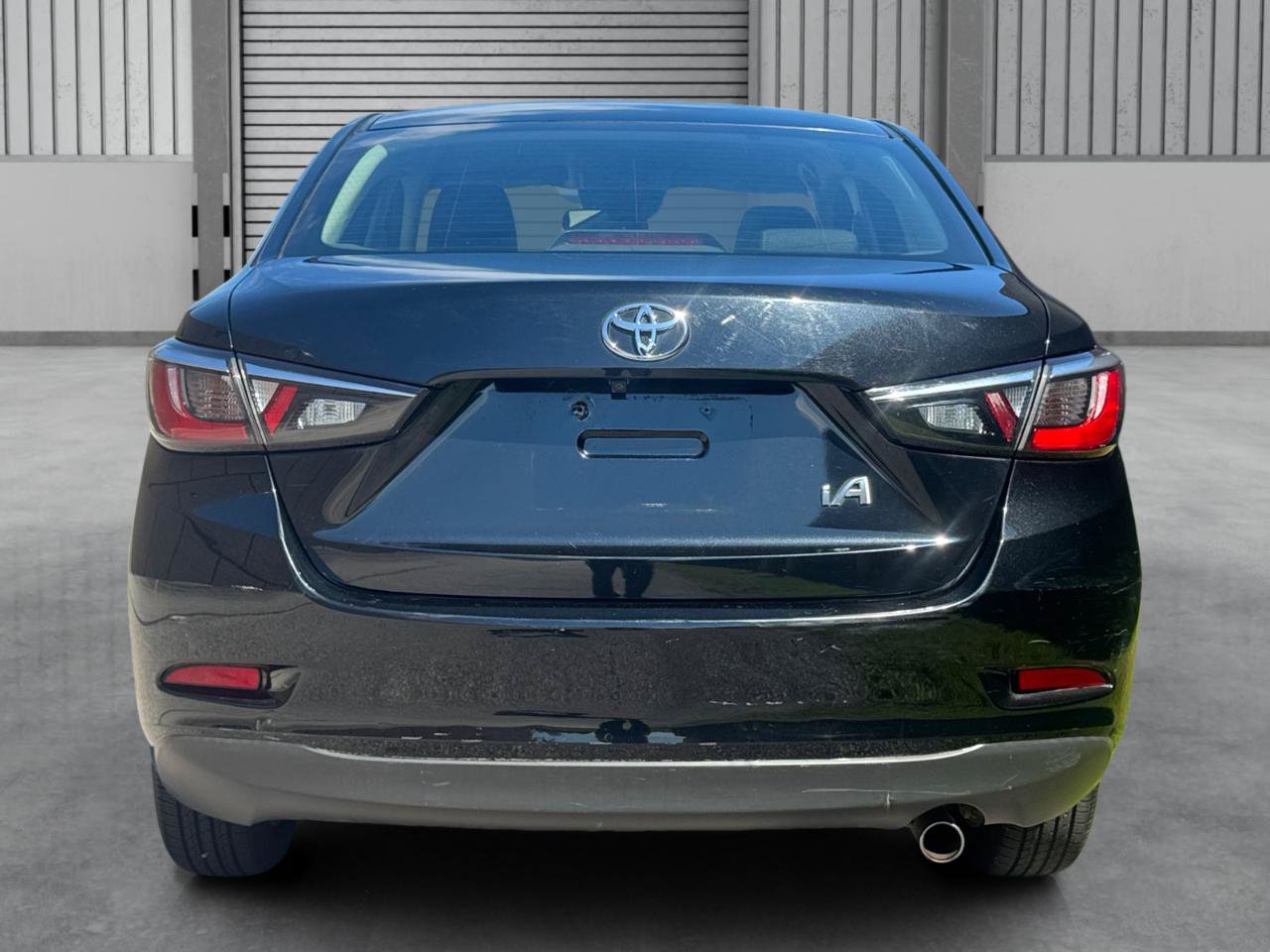 Used 2018 Toyota Yaris iA FWD image 9