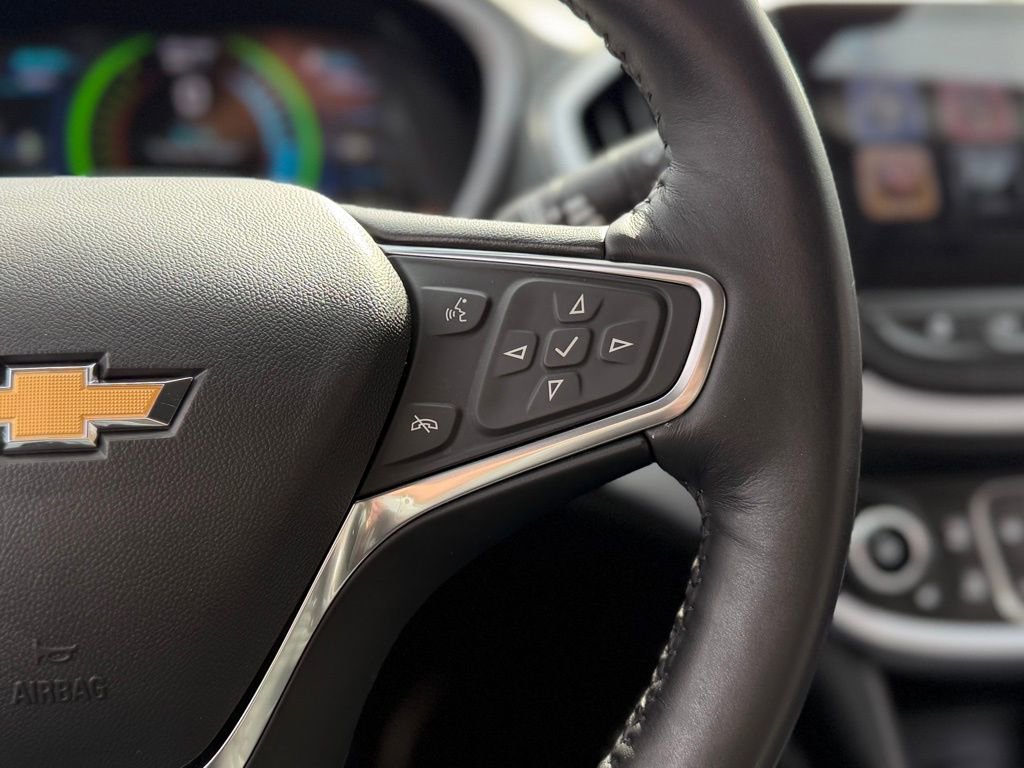 Used 2017 Chevrolet Volt LT w/ Comfort Package image 11