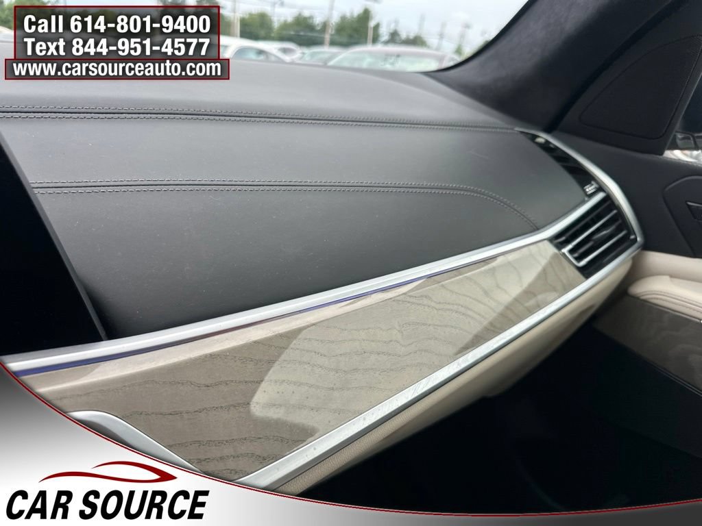 Used 2022 BMW X7 xDrive40i w/ Executive Package AWD/4WD image 25