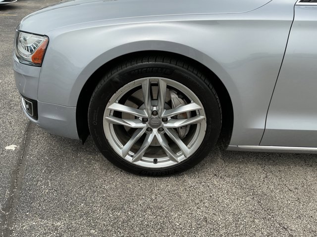 Used 2015 Audi A8 4.0T w/ Premium Package AWD/4WD image 9