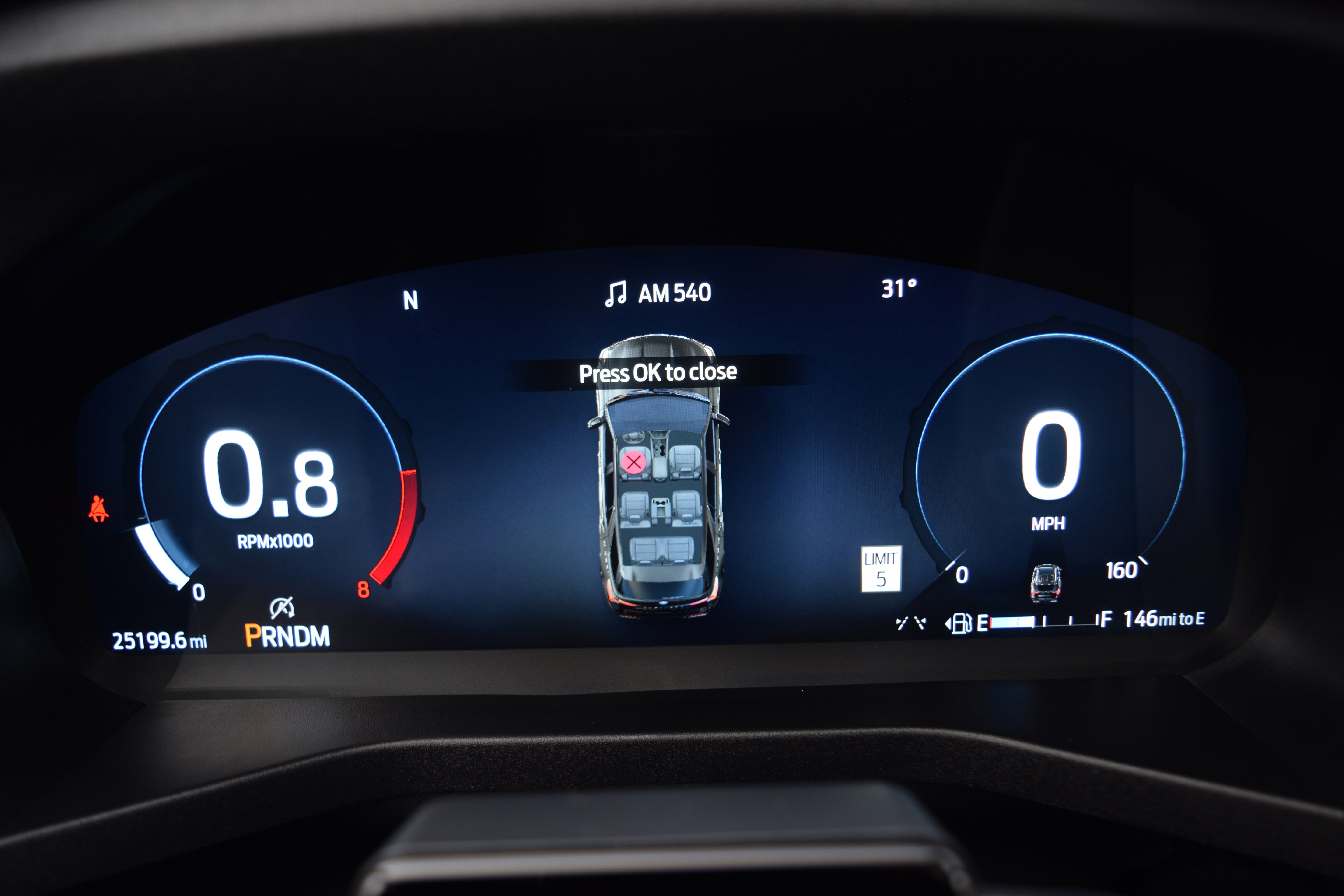 Used 2025 Ford Explorer ST image 3