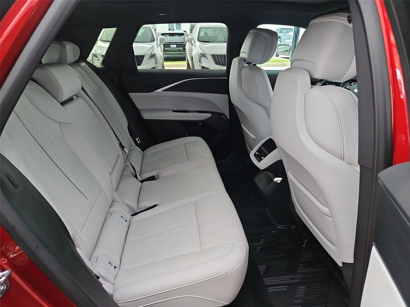 New 2026 Cadillac Lyriq Sport w/ LPO, Floor Liner Package AWD/4WD image 27