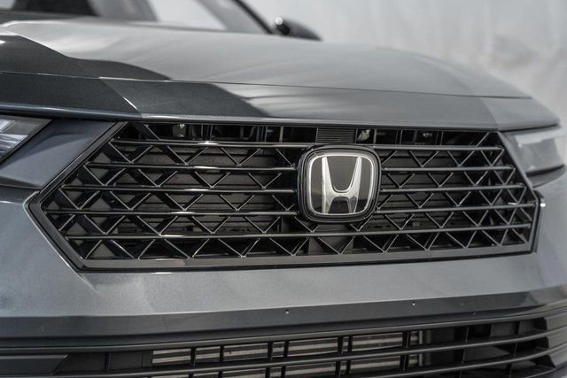 Used 2025 Honda Accord SE image 8