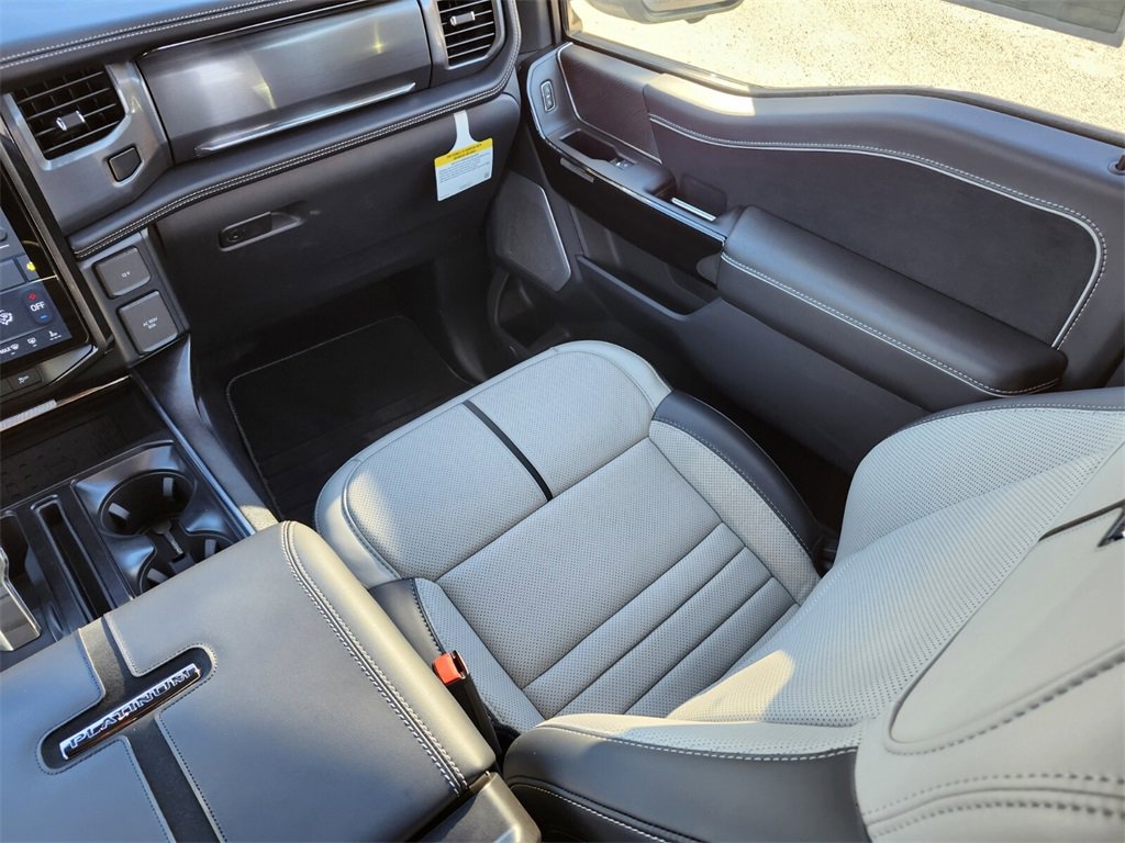 Used 2023 Ford F150 Lightning Platinum image 15