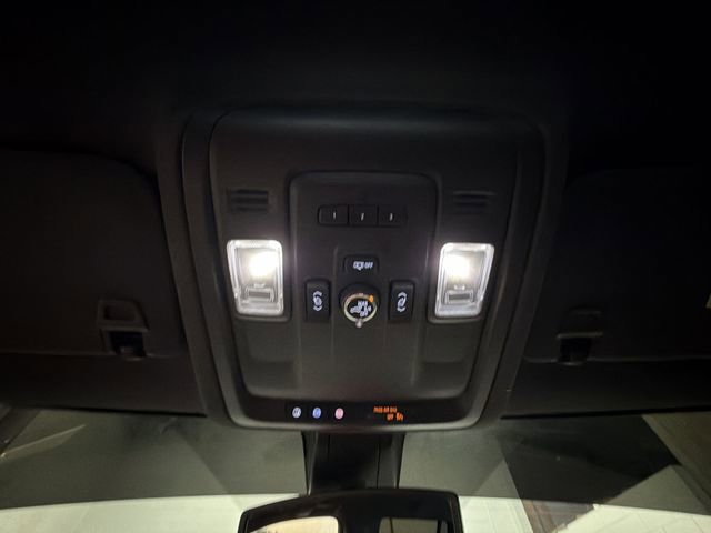 Used 2022 Chevrolet Tahoe LT w/ Luxury Package image 22