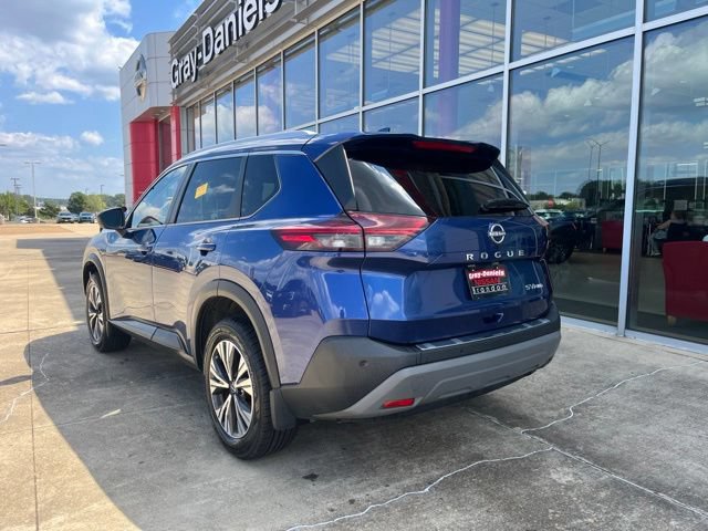 Used 2023 Nissan Rogue SV w/ SV Premium B Package AWD/4WD image 2
