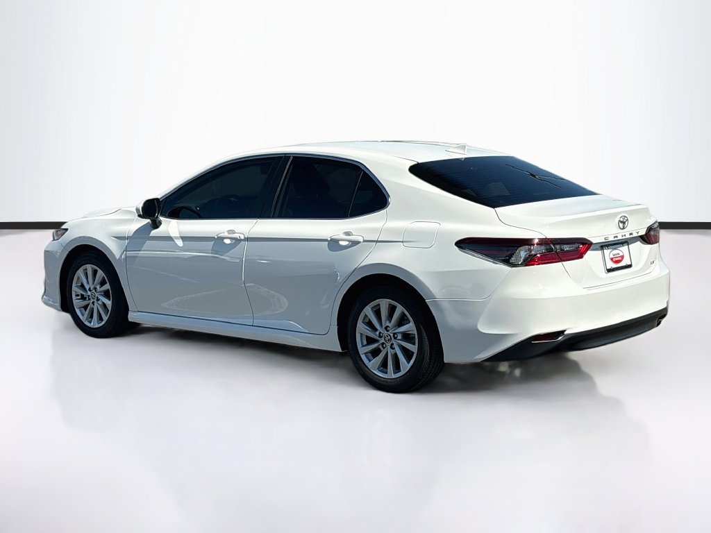Used 2024 Toyota Camry LE FWD image 7