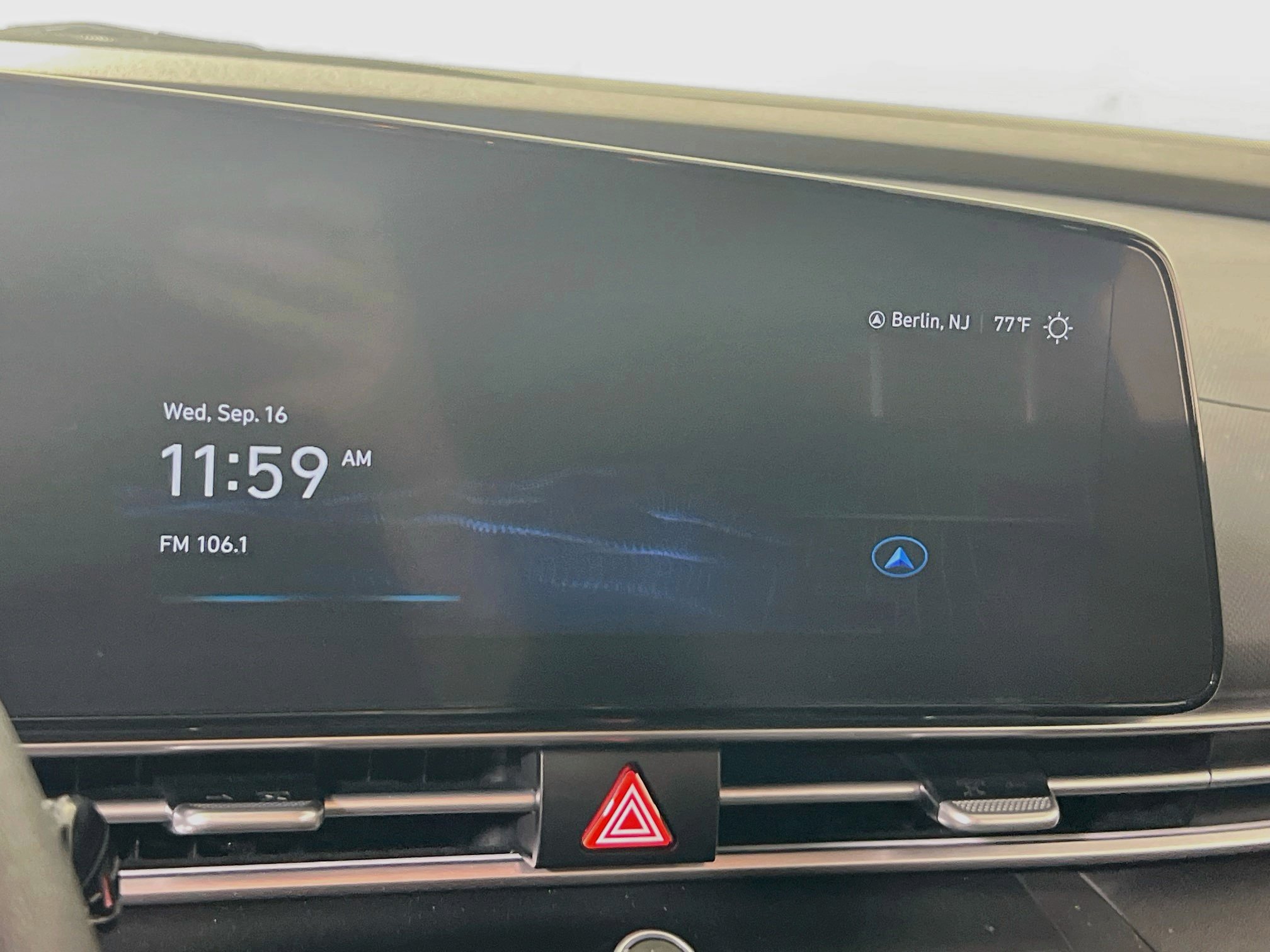 Used 2024 Hyundai Elantra SEL FWD image 15
