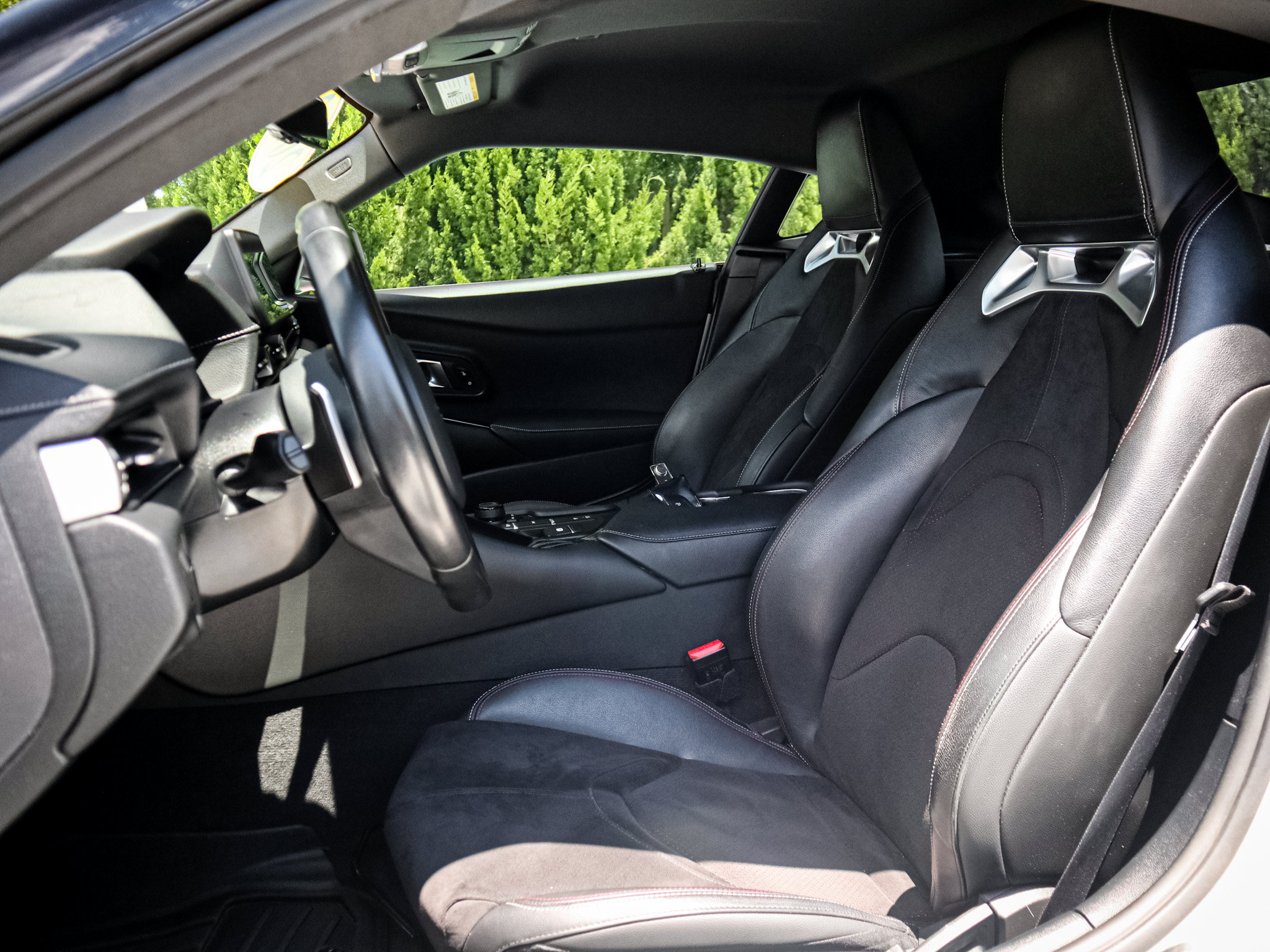 Used 2022 Toyota Supra RWD image 16