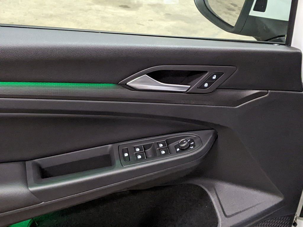 Used 2022 Volkswagen GTI Autobahn image 10