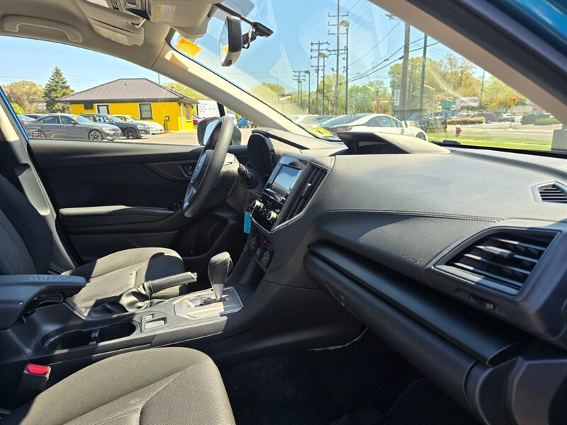 Used 2019 Subaru Impreza 2.0i w/ Eyesight AWD/4WD image 17
