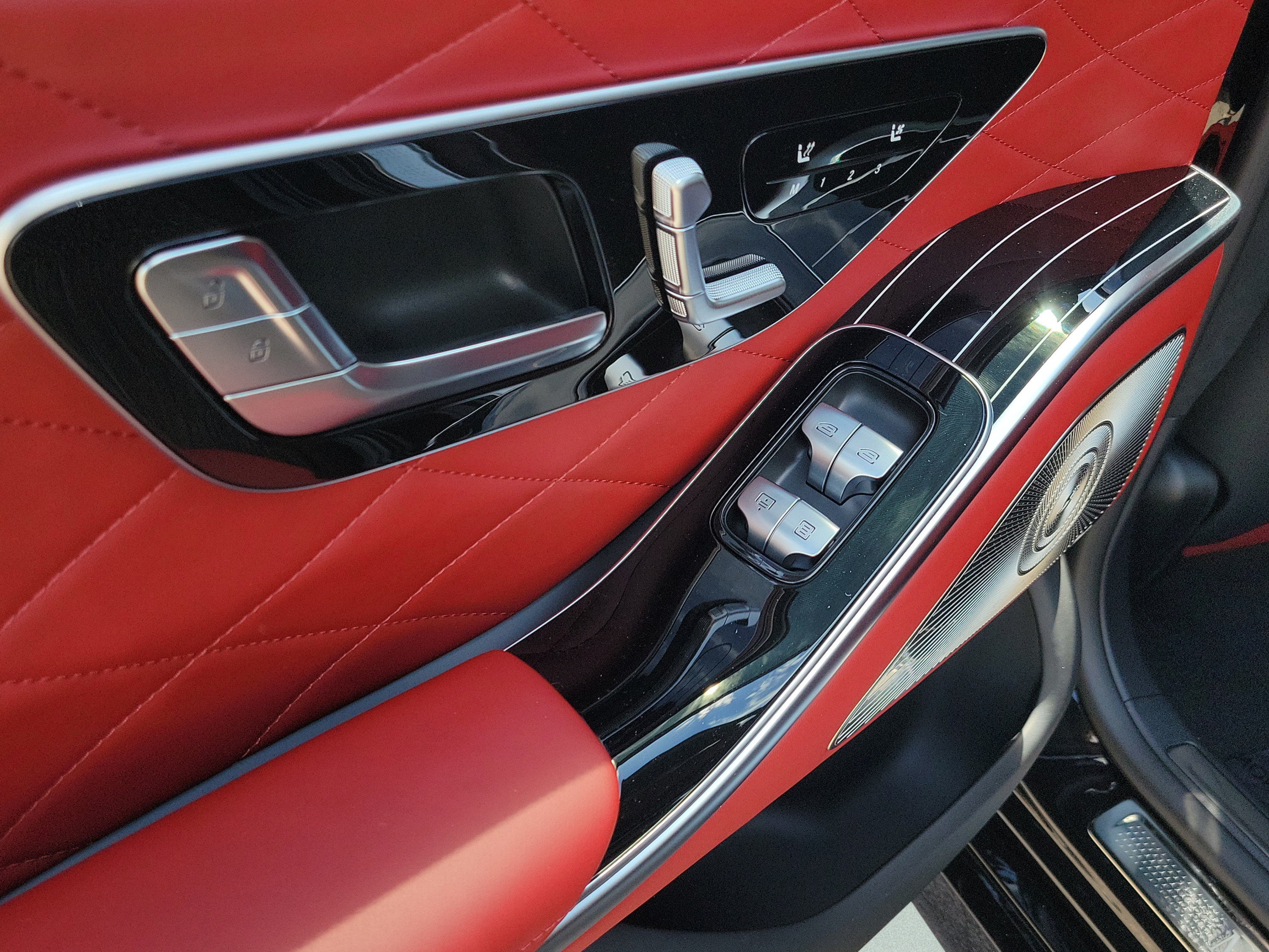 New 2027 Mercedes-Benz S 580 4MATIC Sedan image 8