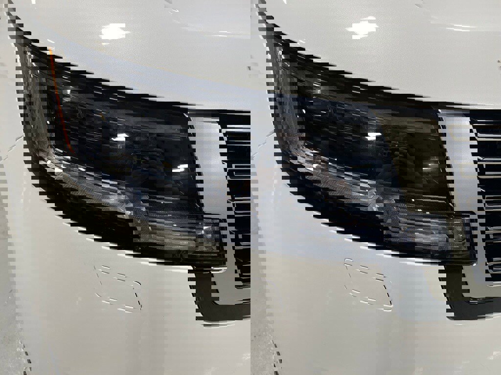 Used 2024 Land Rover Range Rover Long Wheelbase SE image 10