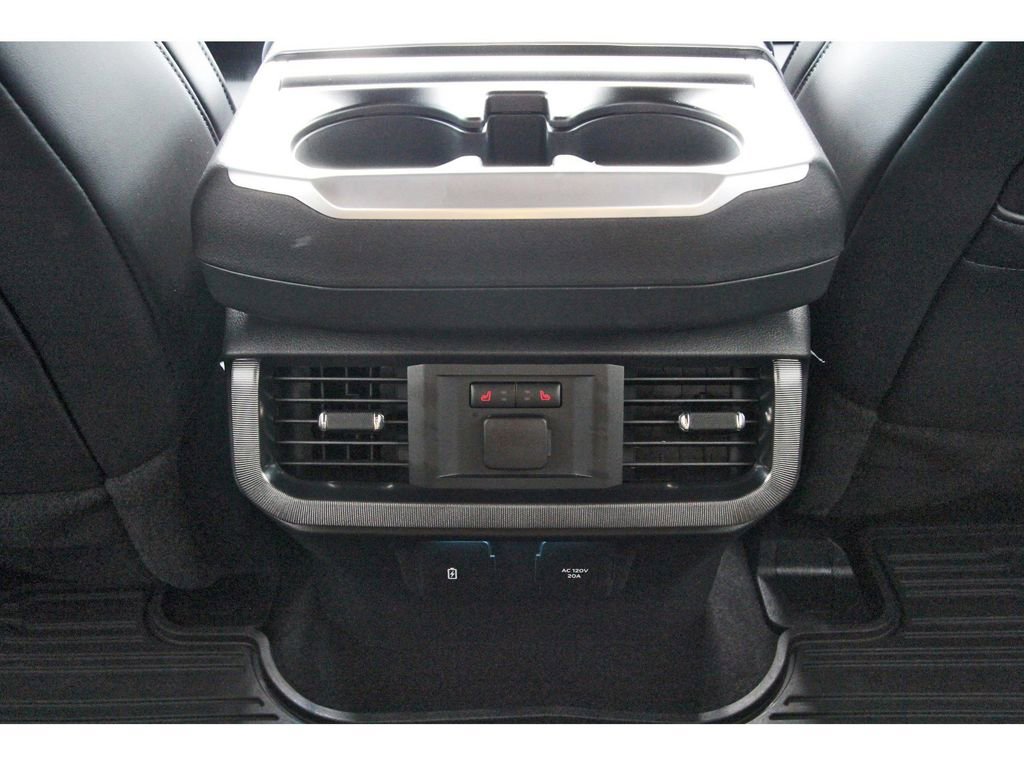 Used 2025 Ford F150 Platinum w/ FX4 Off-Road Package image 15