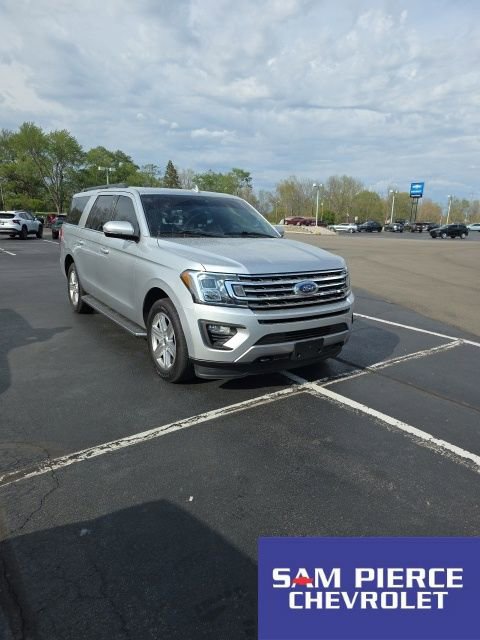 Used 2018 Ford Expedition Max XLT w/ Equipment Group 202A AWD/4WD image 1