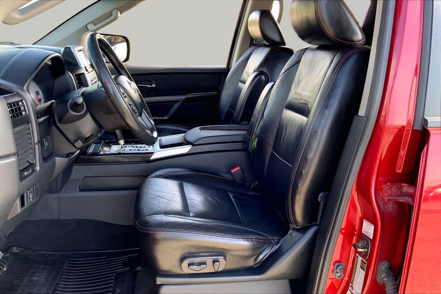 Used 2015 Nissan Titan PRO-4X AWD/4WD image 8