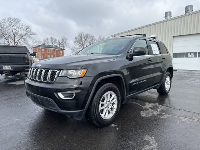 Used 2018 Jeep Grand Cherokee Laredo w/ Security & Convenience Group image 3