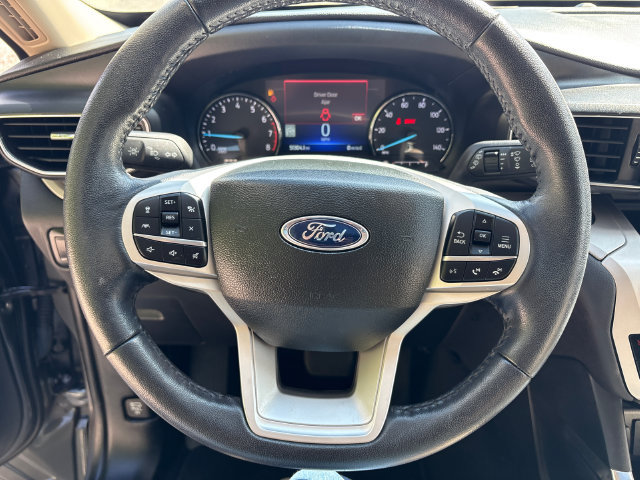 Certified 2023 Ford Explorer XLT w/ Equipment Group 202A AWD/4WD image 34