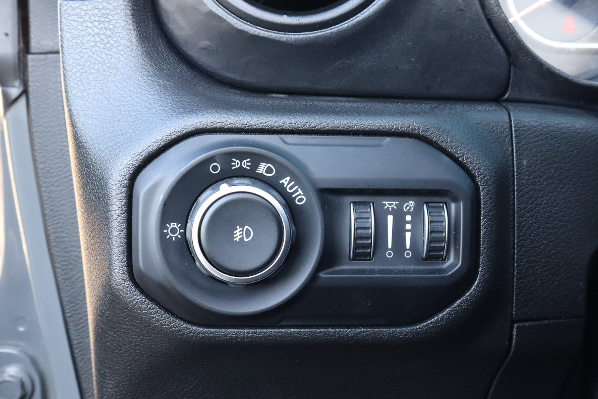 Used 2019 Jeep Wrangler Unlimited Rubicon AWD/4WD image 23