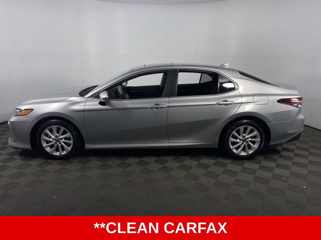 Used 2024 Toyota Camry LE w/ Convenience Package FWD image 5