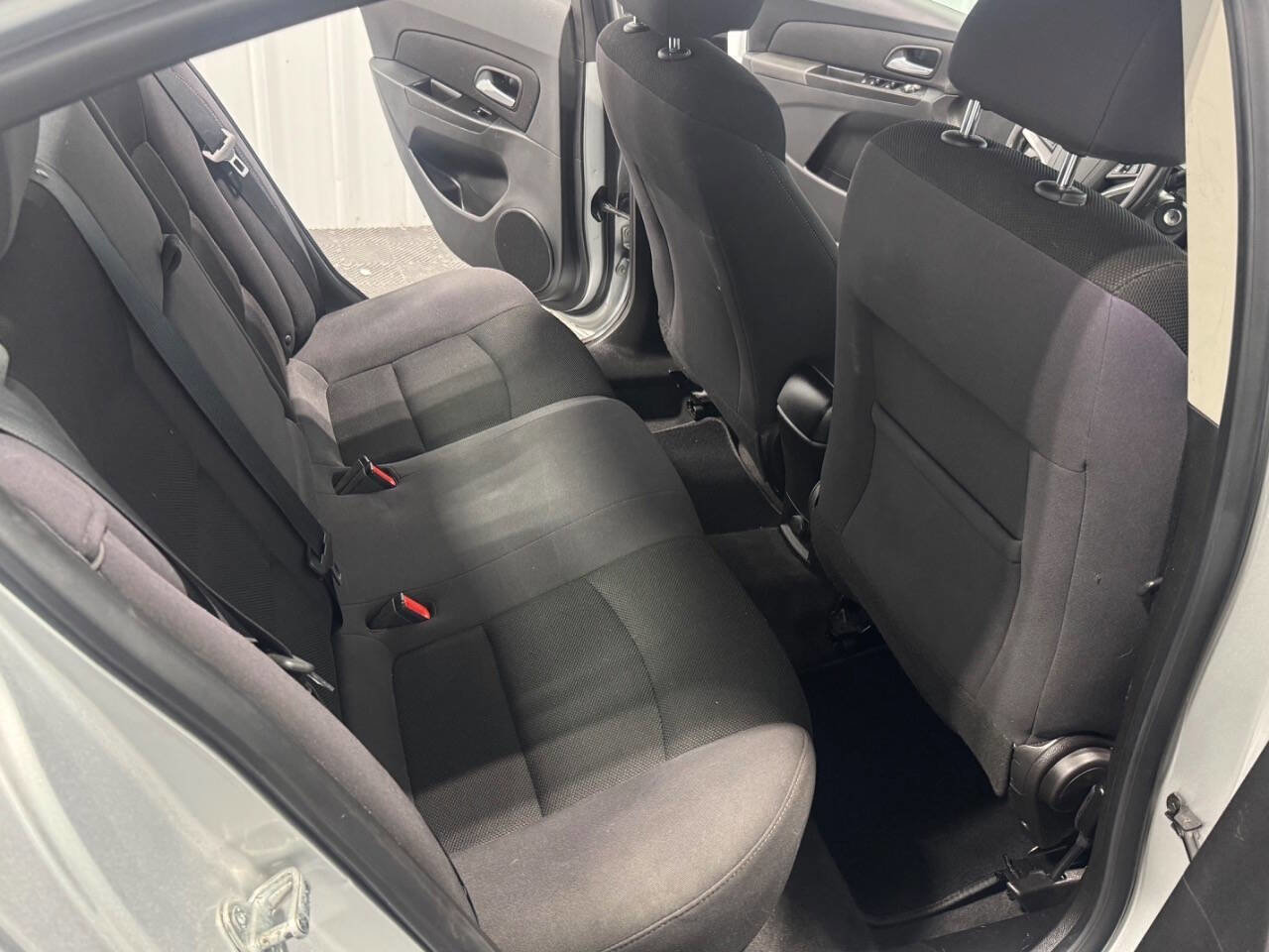 Used 2013 Chevrolet Cruze LT image 22