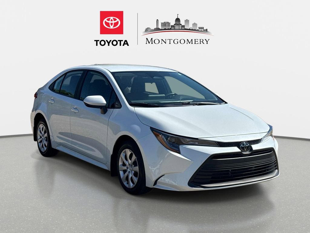Used 2025 Toyota Corolla LE video 1