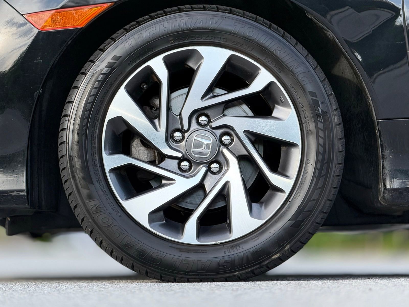 Used 2018 Honda Civic EX image 20