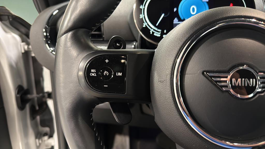 Used 2022 MINI Cooper Clubman S AWD/4WD image 23