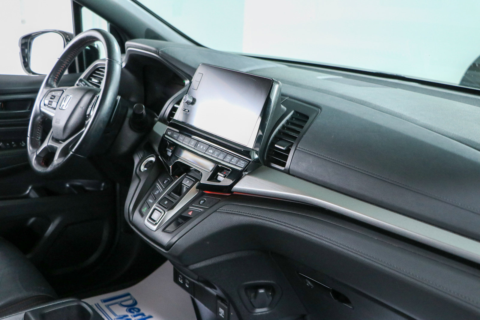 Used 2025 Honda Odyssey Sport-L image 27