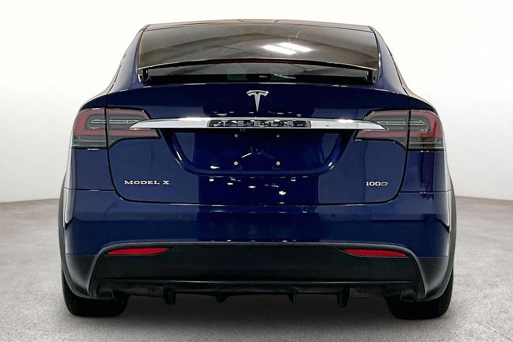 Used 2017 Tesla Model X 90D AWD/4WD image 5