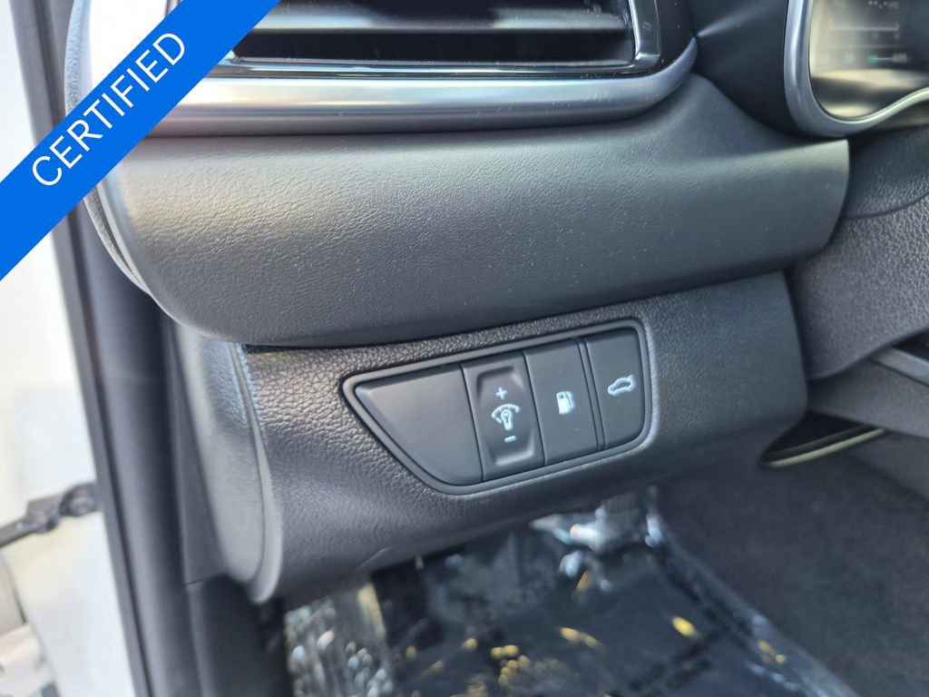 Used 2026 Genesis G70 2.5T image 12