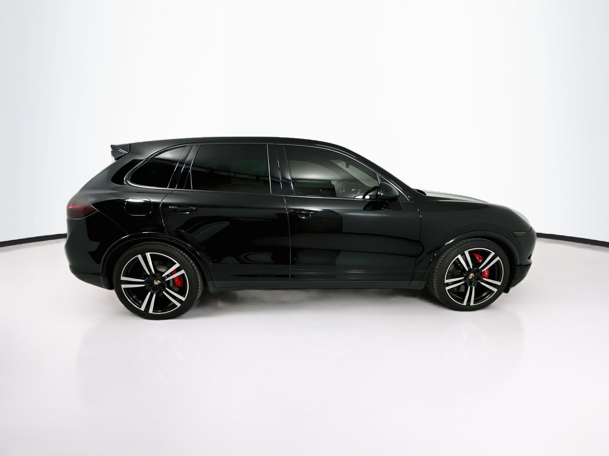 Used 2014 Porsche Cayenne Turbo S AWD/4WD image 5