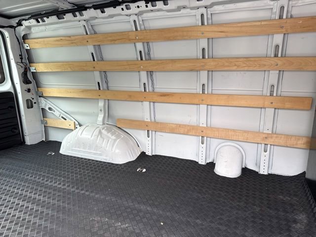 Used 2023 Chevrolet Express 2500 w/ Driver Convenience Package image 10