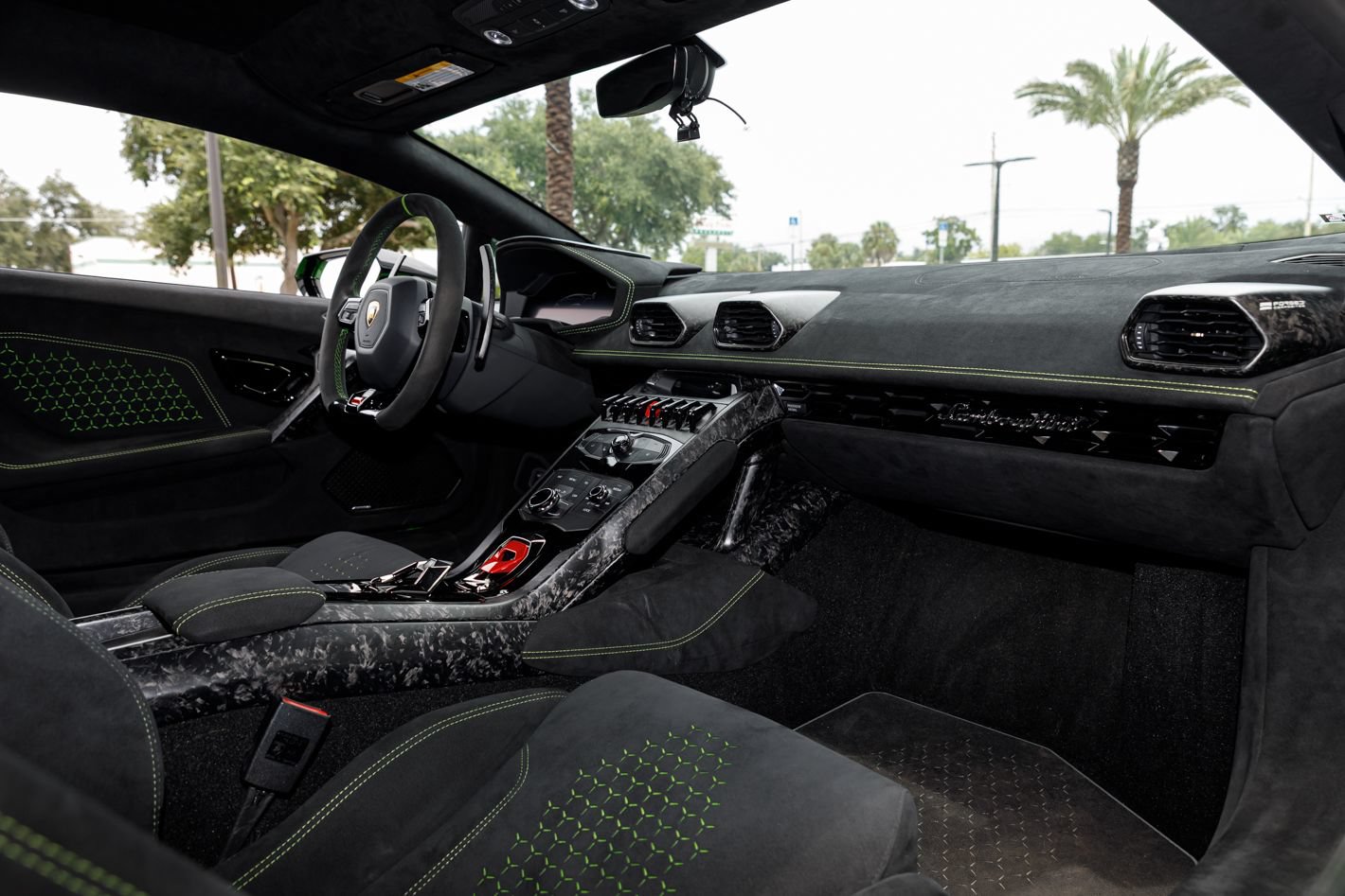 Used 2018 Lamborghini Huracan Performante AWD/4WD image 64