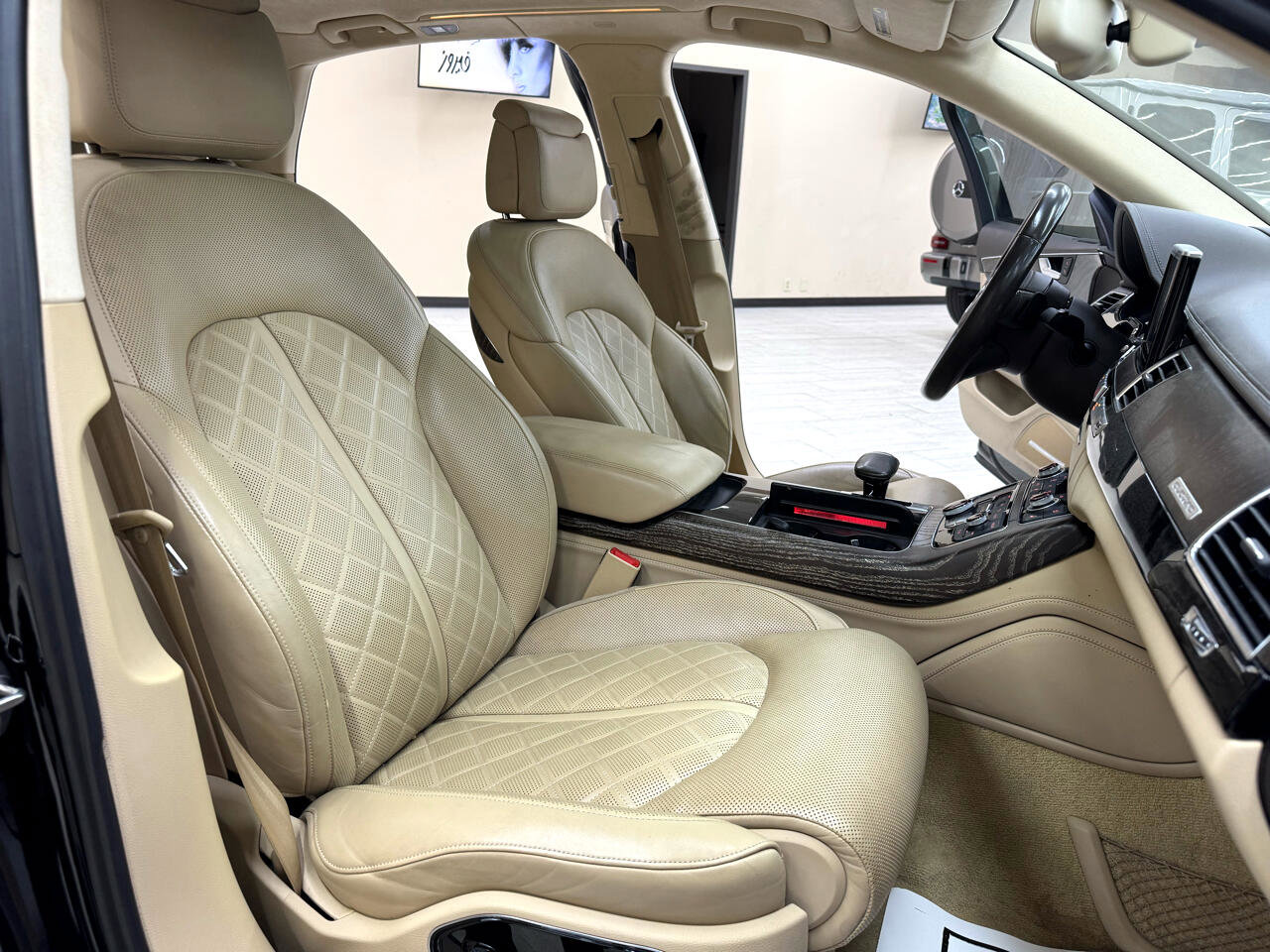 Used 2016 Audi A8 L 3.0T w/ Executive Package image 36