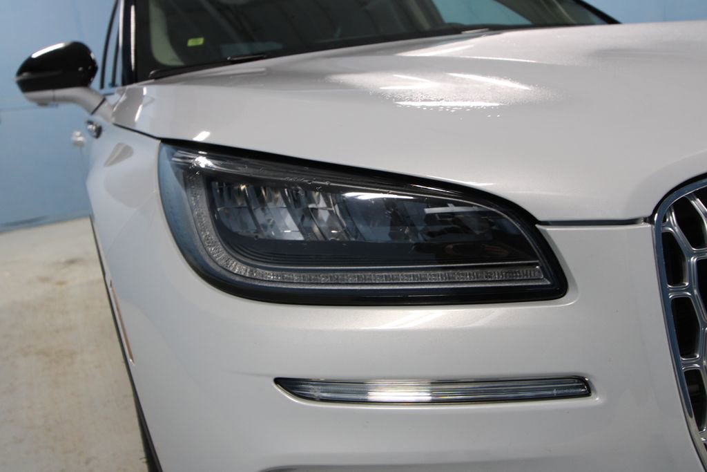 Used 2025 Lincoln Corsair AWD w/ Equipment Group 101A image 33