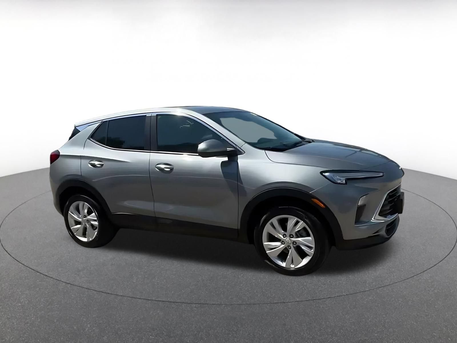 Used 2026 Buick Encore GX Preferred FWD image 2