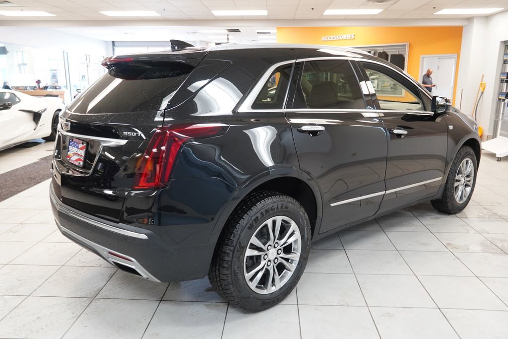 Used 2021 Cadillac XT5 Premium Luxury AWD/4WD image 12
