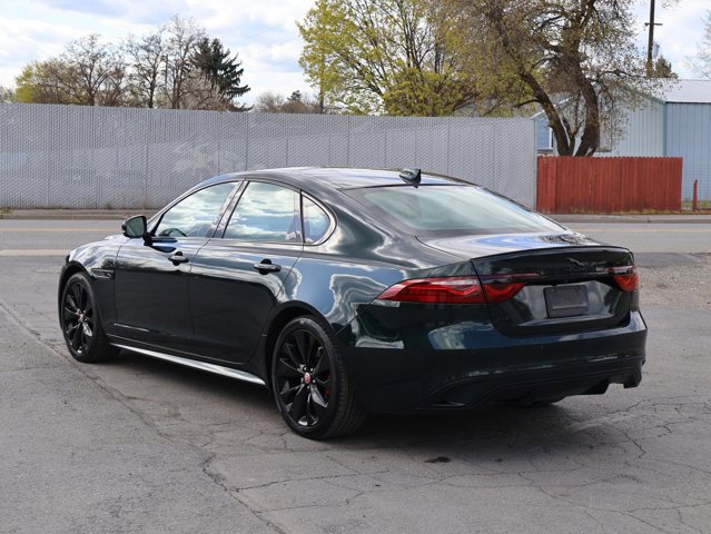 Used 2023 Jaguar XF R-Dynamic SE image 9