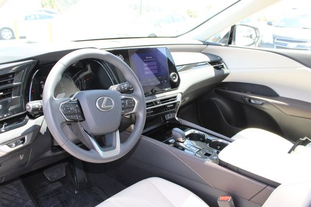 Certified 2024 Lexus RX 350 FWD w/ Technology Package image 12