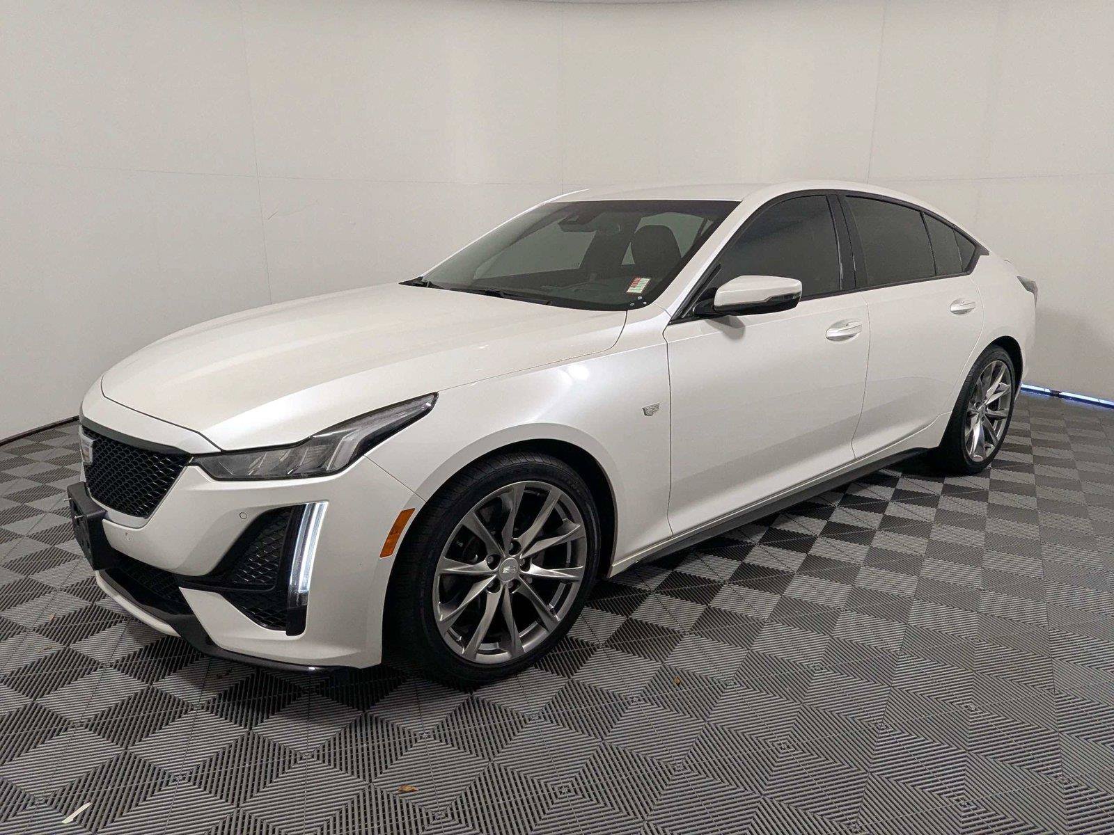 Used 2022 Cadillac CT5 Sport RWD image 2