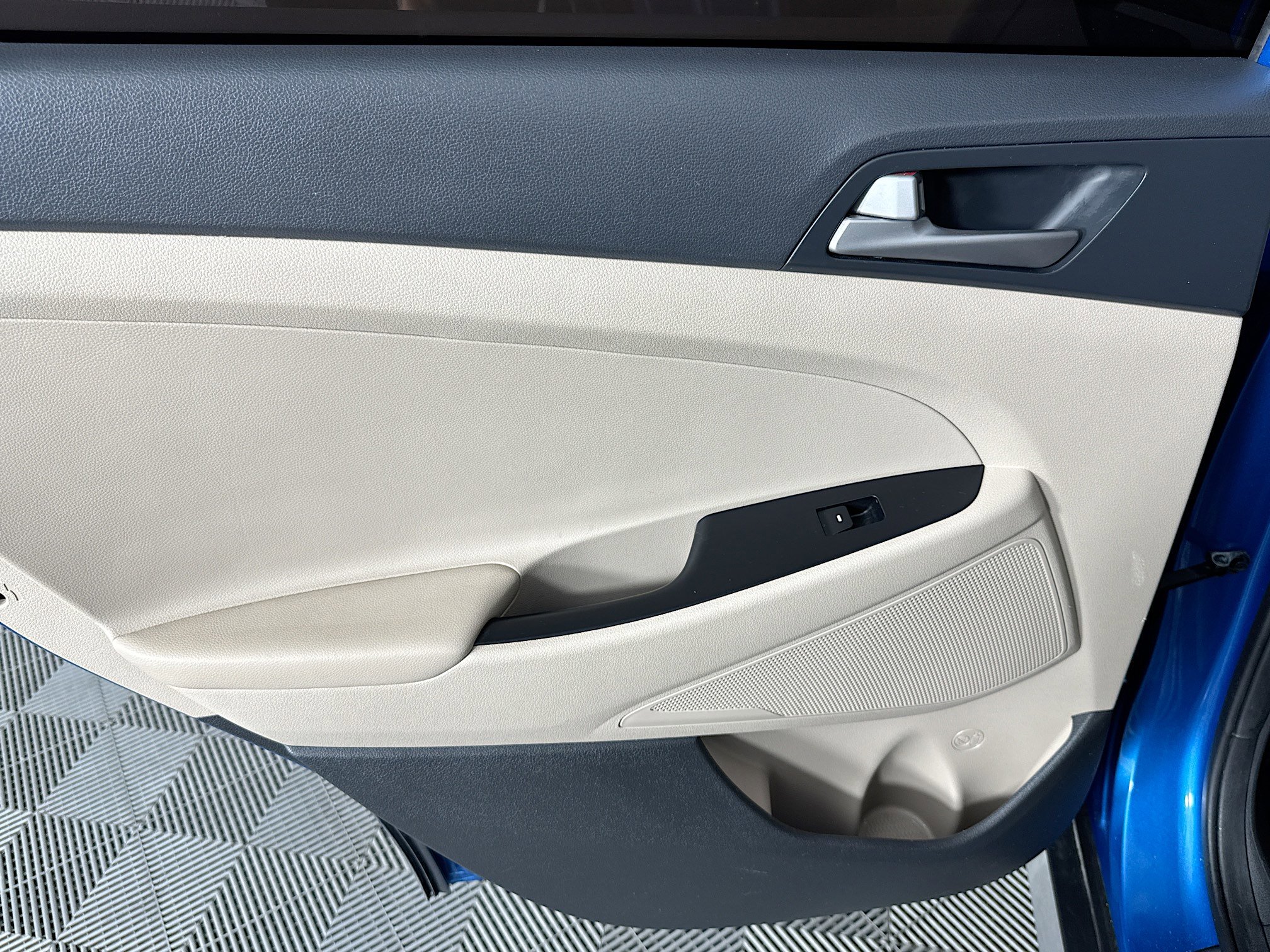 Used 2018 Hyundai Tucson Value FWD image 25