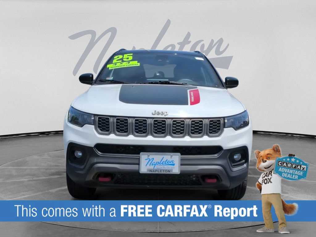 Used 2025 Jeep Compass Trailhawk AWD/4WD video 2