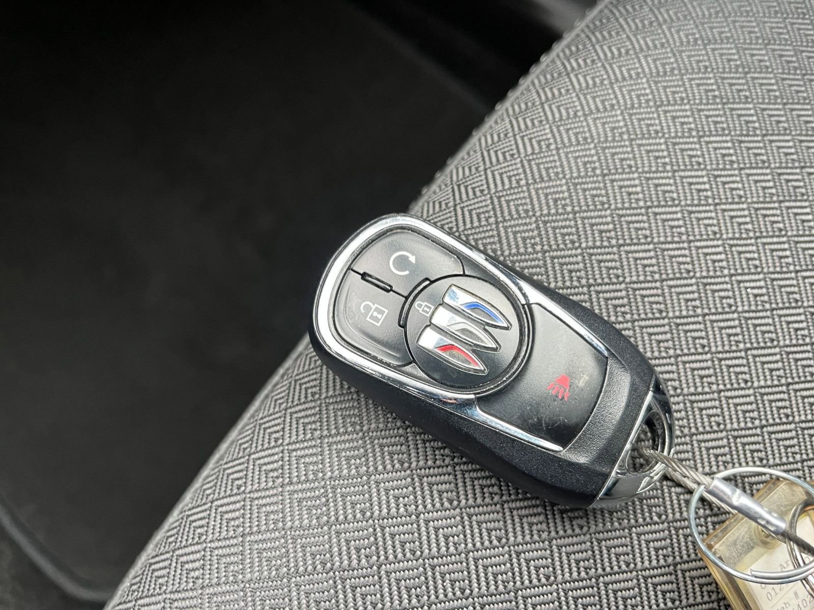 Used 2025 Buick Encore GX Preferred image 24