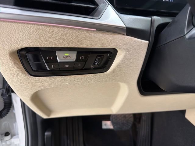 Certified 2023 BMW 330i xDrive Sedan w/ Premium Package AWD/4WD image 12