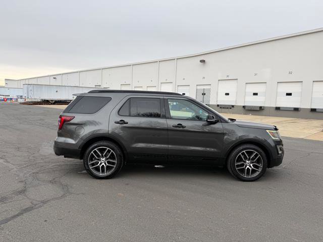 Used 2017 Ford Explorer Sport w/ Equipment Group 401A image 5