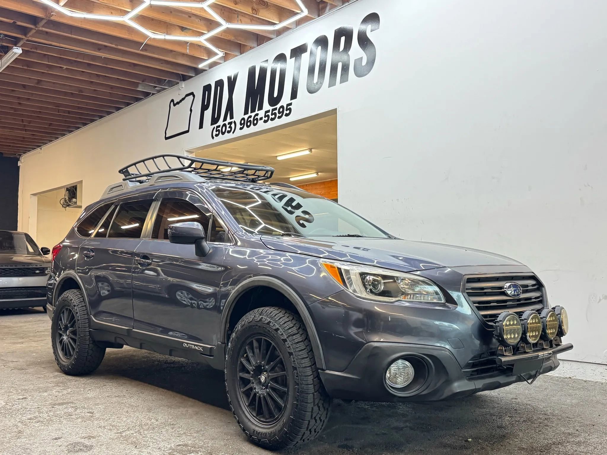 Used 2016 Subaru Outback 2.5i Premium image 1