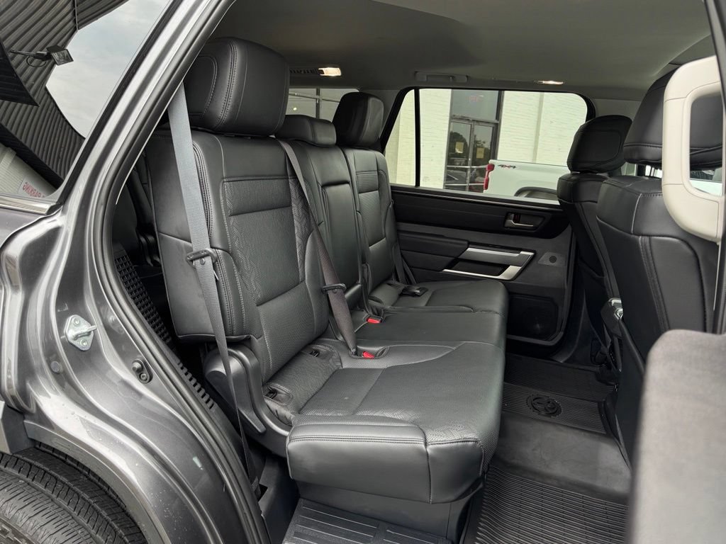 Used 2024 Toyota Sequoia SR5 w/ SR5 Premium Package AWD/4WD image 18