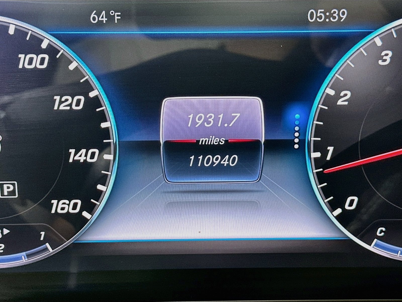 Used 2018 Mercedes-Benz E 300 4MATIC image 21