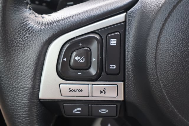 Used 2017 Subaru Legacy 2.5i Limited AWD/4WD image 8